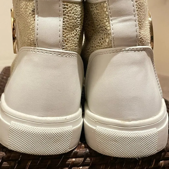 Catherine Malandrino Ankle Sneakers/Booties Lace up. Gold snakeskin. Y2K style. - Picture 8 of 13